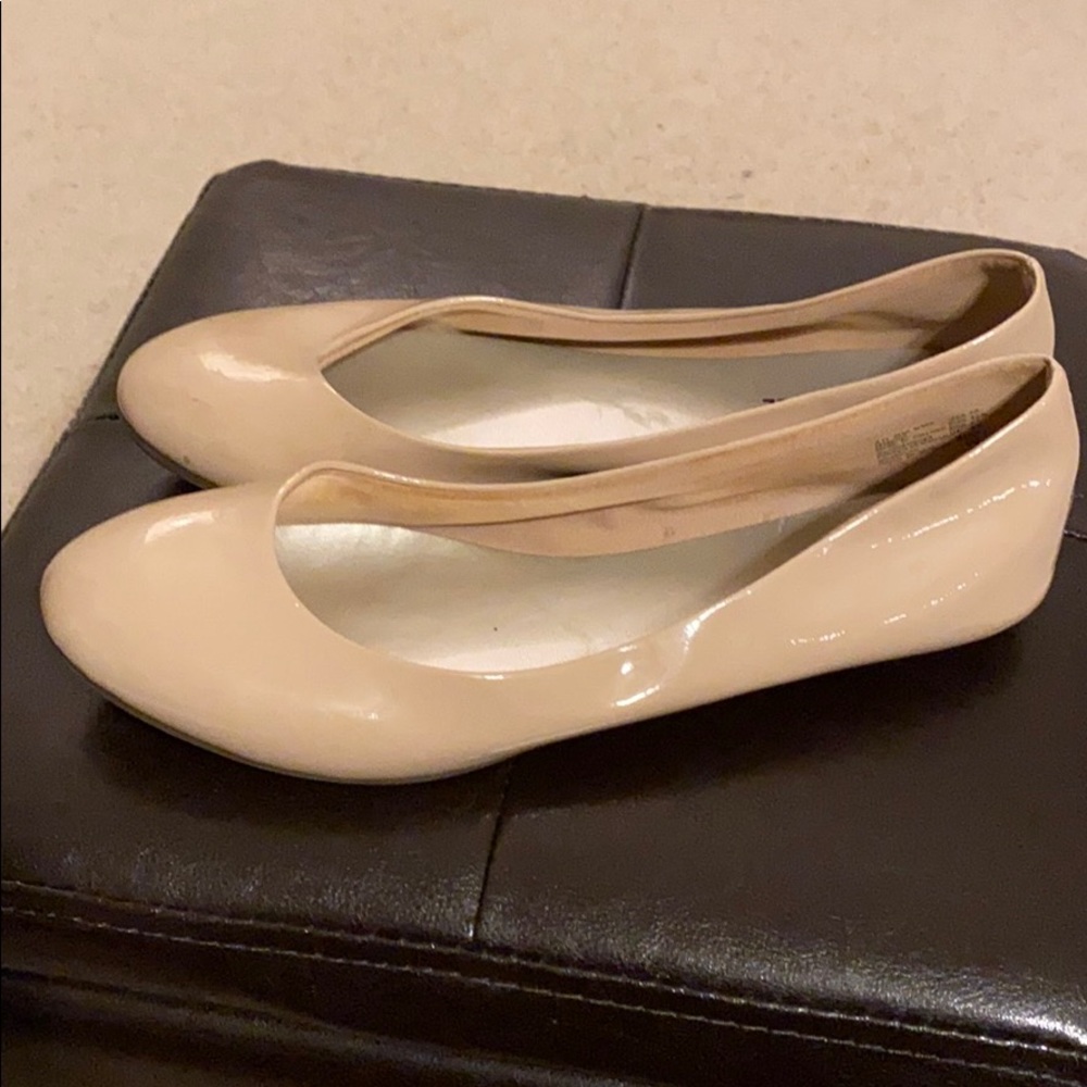 Womens Flats